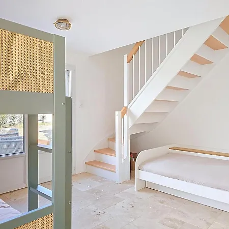 بيت للعطل Feet In The Water, 100 M From The Center *