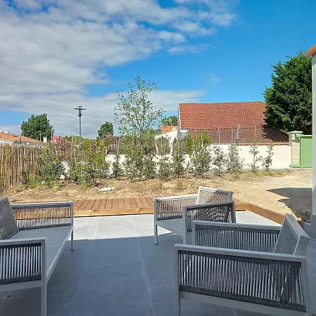 بيت للعطل Feet In The Water, 100 M From The Center *